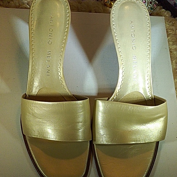 3 inch gold sandals